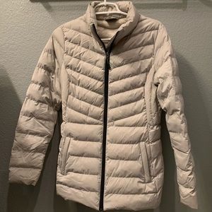 Women’s M puffer coat